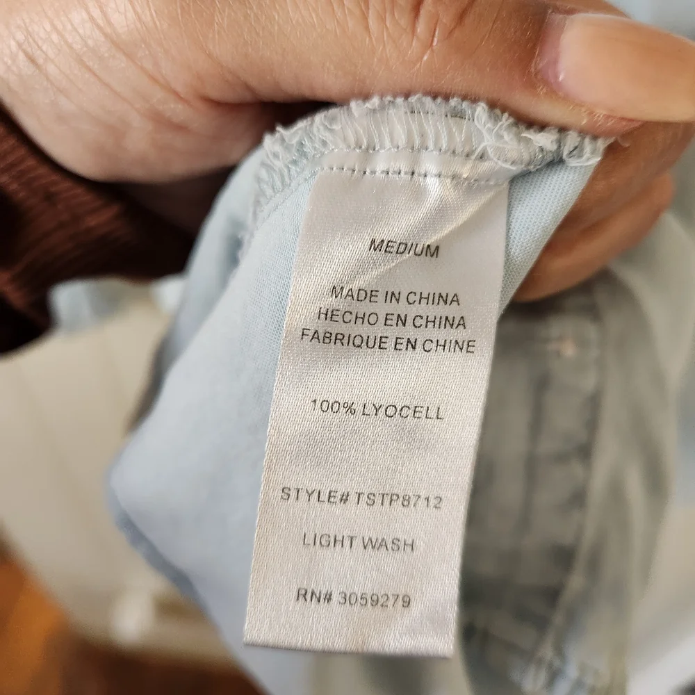 Thread & Supply Sky Blue Button Down Shirt Size M - Picture 3 of 4